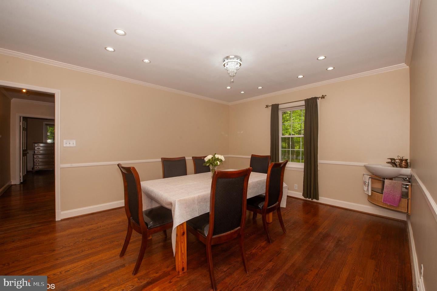 Pikesville, Maryland, 21208, United States, ,6 BathroomsBathrooms,Residential,Pending,1702885