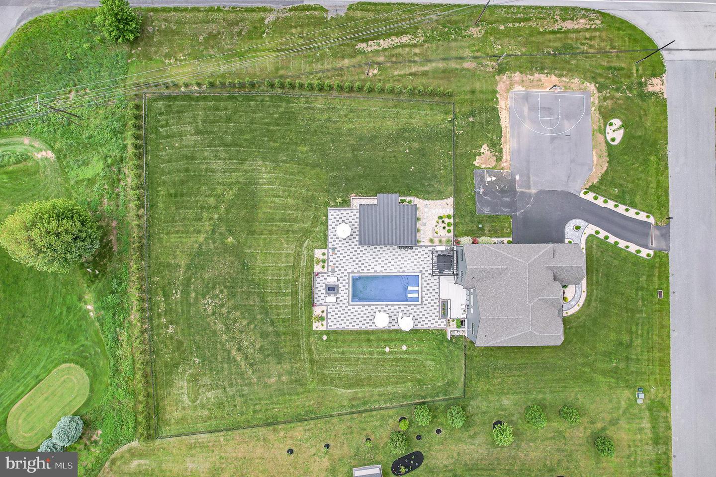 Mechanicsburg, Pennsylvania, 17050, United States, 5 Bedrooms Bedrooms, ,6 BathroomsBathrooms,Residential,Active,1905048