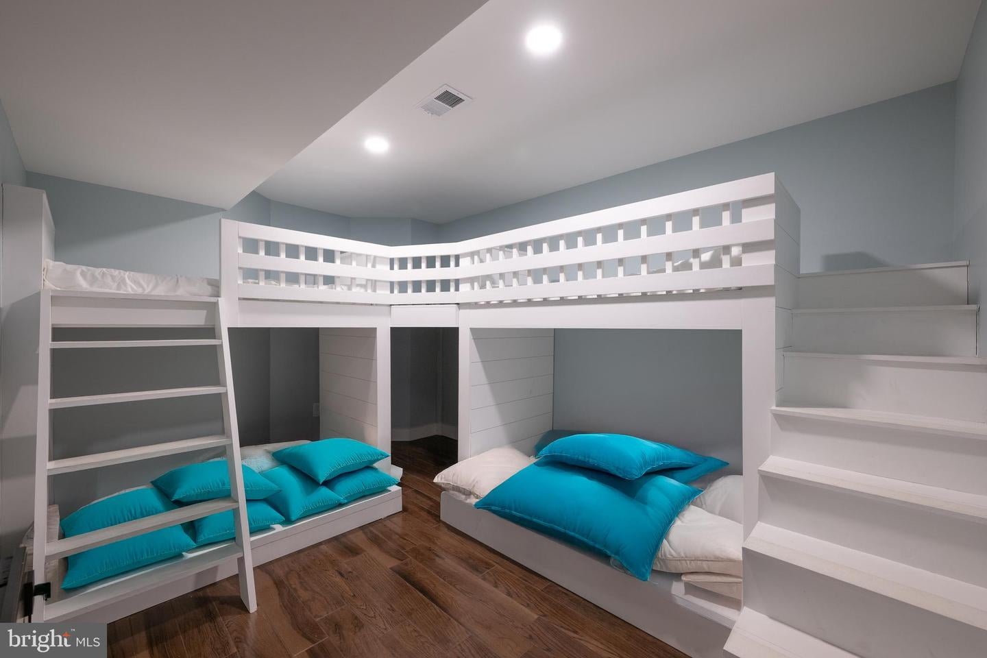 Kutztown, Pennsylvania, 19530, United States, 6 Bedrooms Bedrooms, ,5 BathroomsBathrooms,Residential,Active,1968418