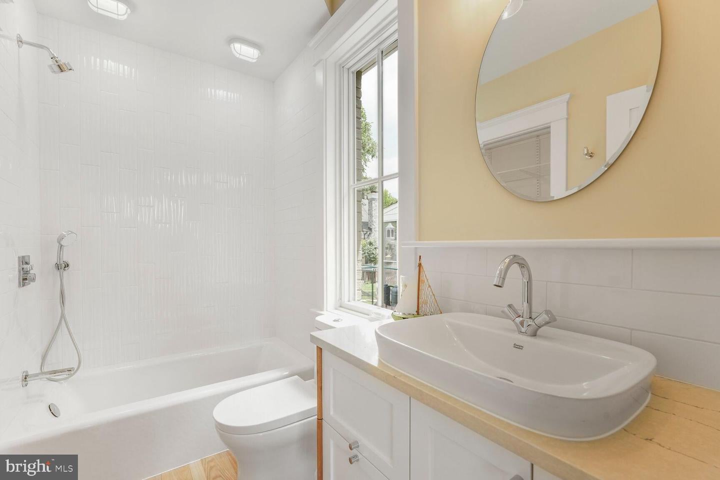 Alexandria, Virginia, 22301, United States, 6 Bedrooms Bedrooms, ,6 BathroomsBathrooms,Residential,Active,1825083