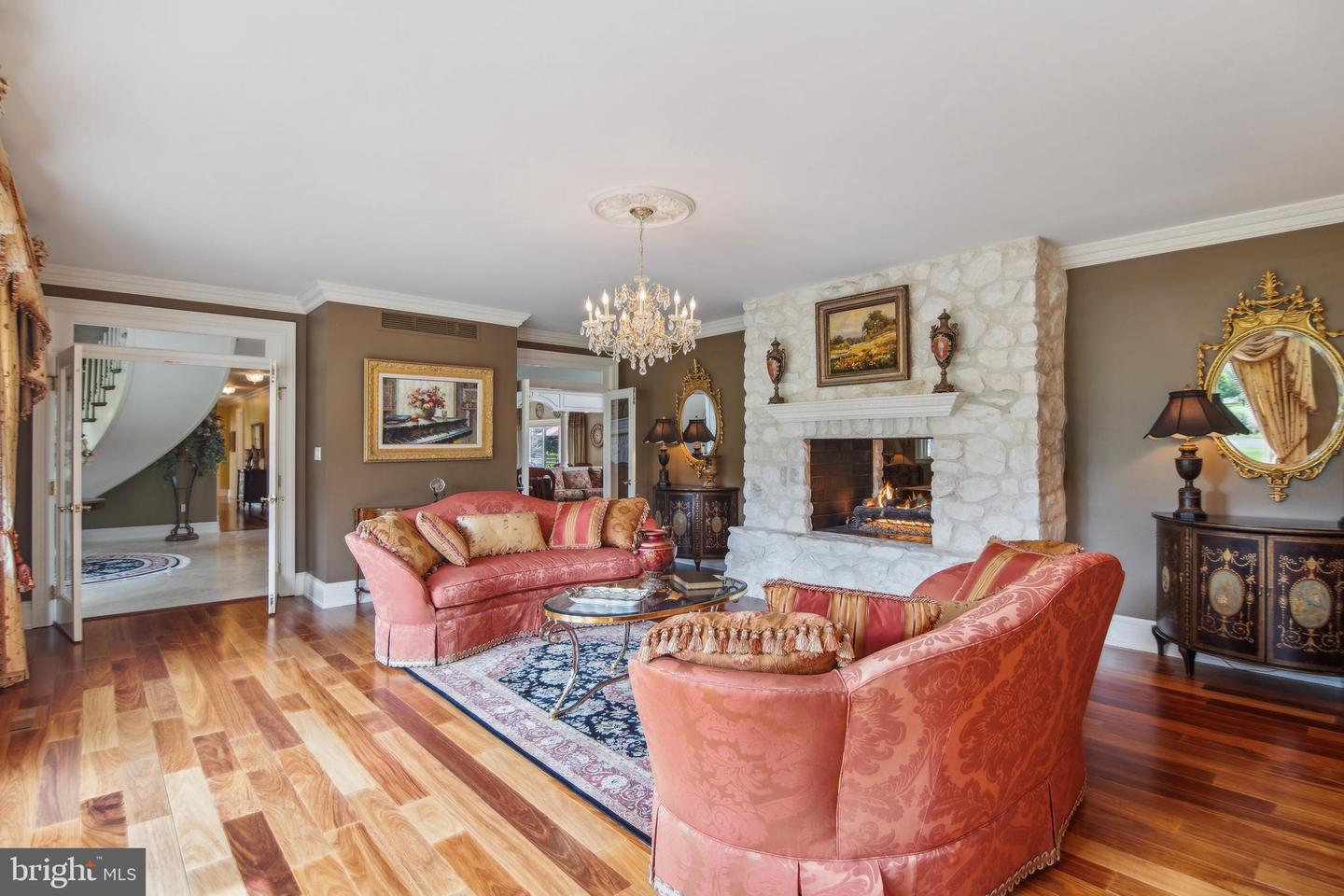 Newtown, Pennsylvania, 18940, United States, 6 Bedrooms Bedrooms, ,6 BathroomsBathrooms,Residential,Active,1849543