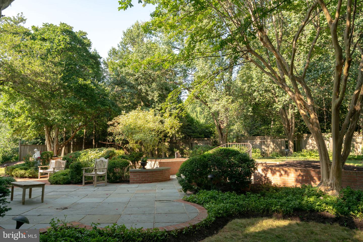 Mclean, Virginia, 22102, United States, 4 Bedrooms Bedrooms, ,3 BathroomsBathrooms,Residential,Pending,1929414
