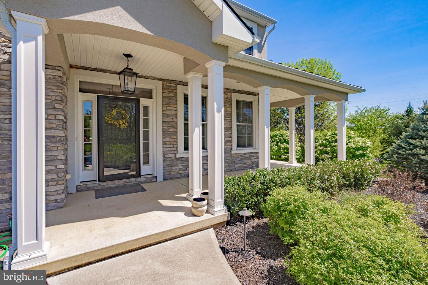 Bethlehem, Pennsylvania, 18020, United States, 4 Bedrooms Bedrooms, ,5 BathroomsBathrooms,Residential,Pending,1968396