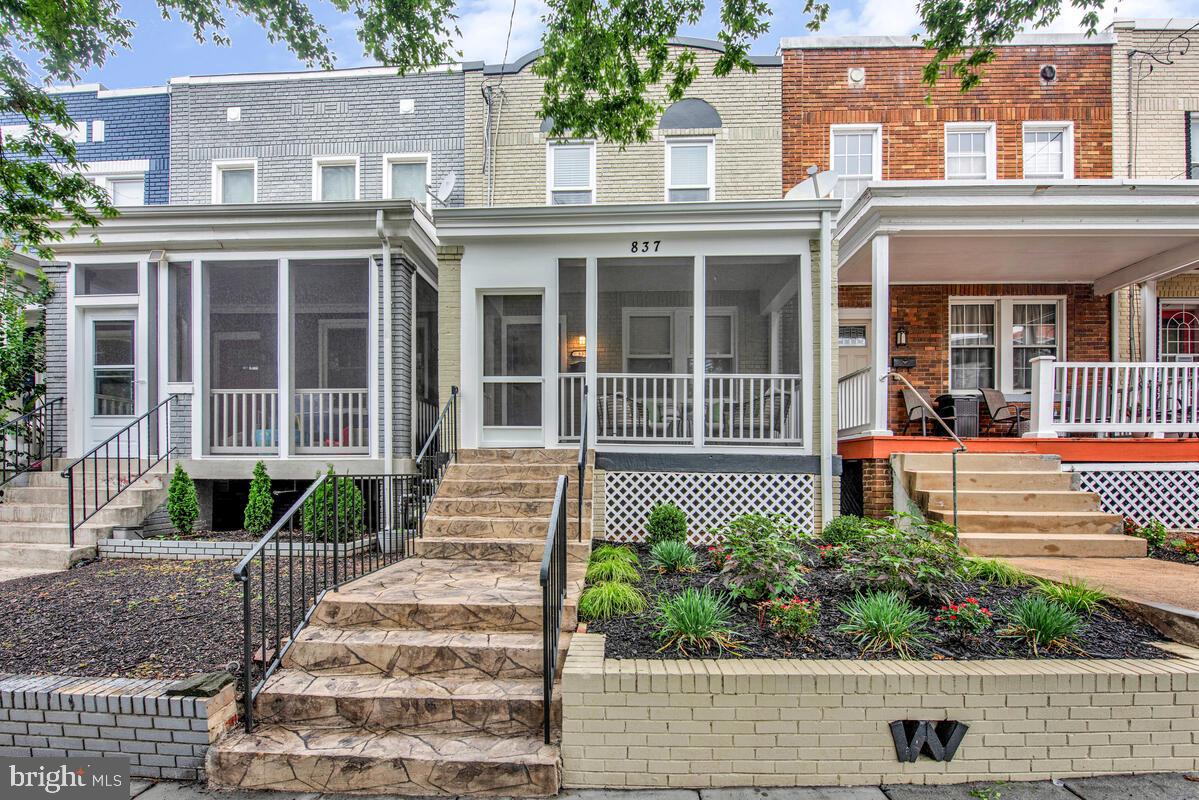 Washington, District Of Columbia, 20011, United States, 4 Bedrooms Bedrooms, ,4 BathroomsBathrooms,Residential,Active,1905358