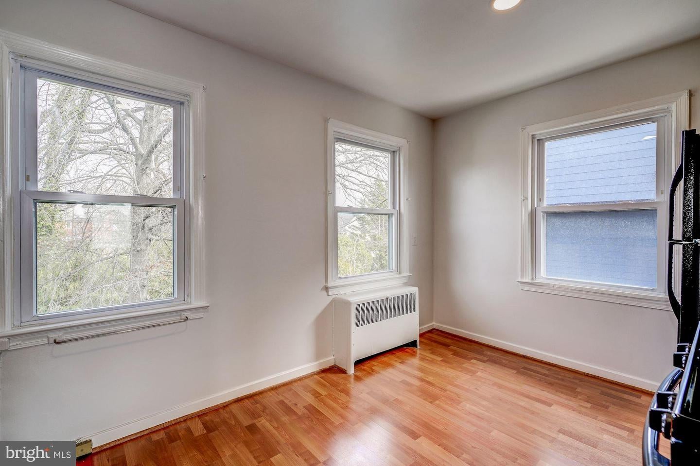 Arlington, Virginia, 22201, United States, 5 Bedrooms Bedrooms, ,3 BathroomsBathrooms,Residential,Active,1945268