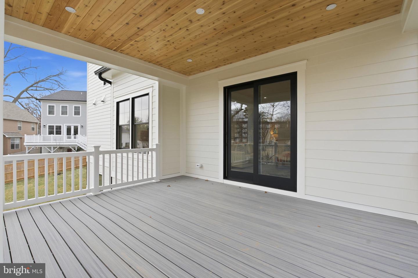 Kensington, Maryland, 20895, United States, 5 Bedrooms Bedrooms, ,5 BathroomsBathrooms,Residential,Active,2007291