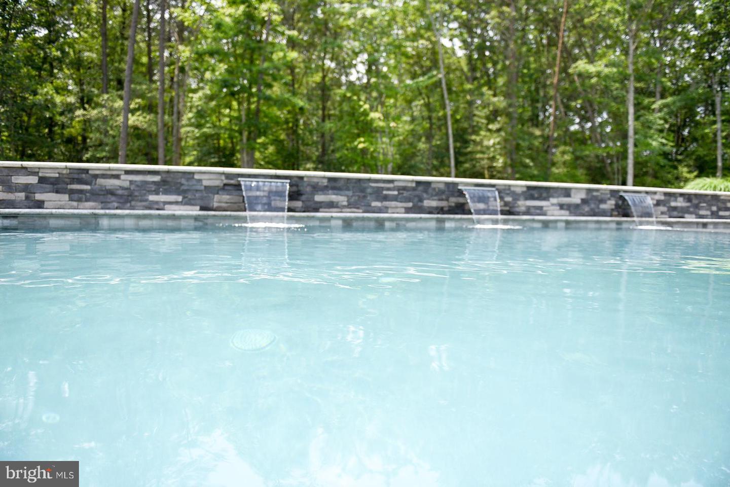 Leonardtown, Maryland, 20650, United States, 6 Bedrooms Bedrooms, ,4 BathroomsBathrooms,Residential,Contingent,1914636