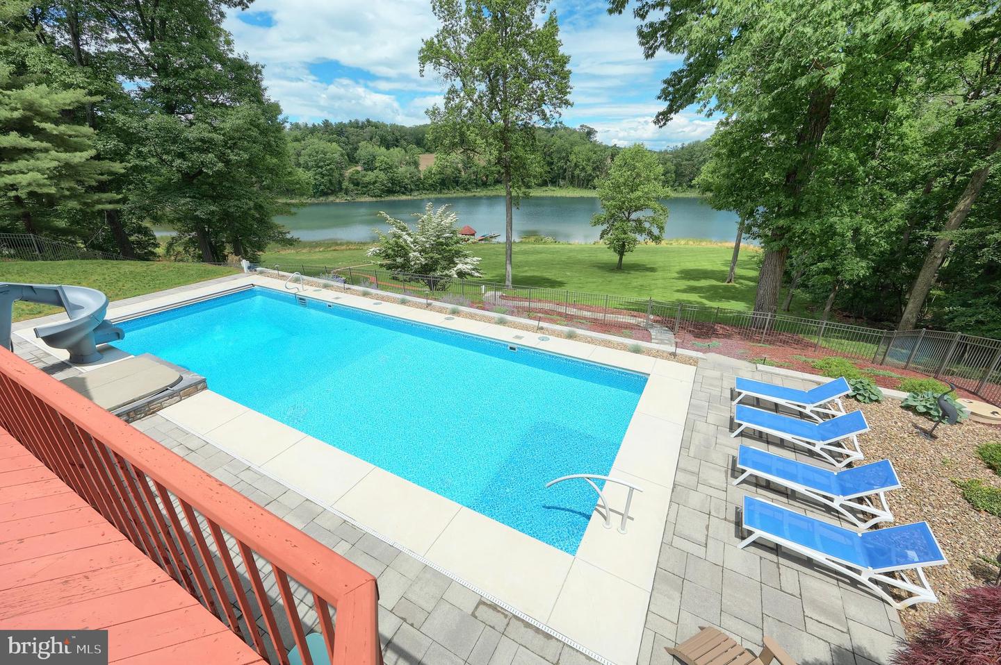 Spring Grove, Pennsylvania, 17362, United States, 6 Bedrooms Bedrooms, ,6 BathroomsBathrooms,Residential,Active,1825088