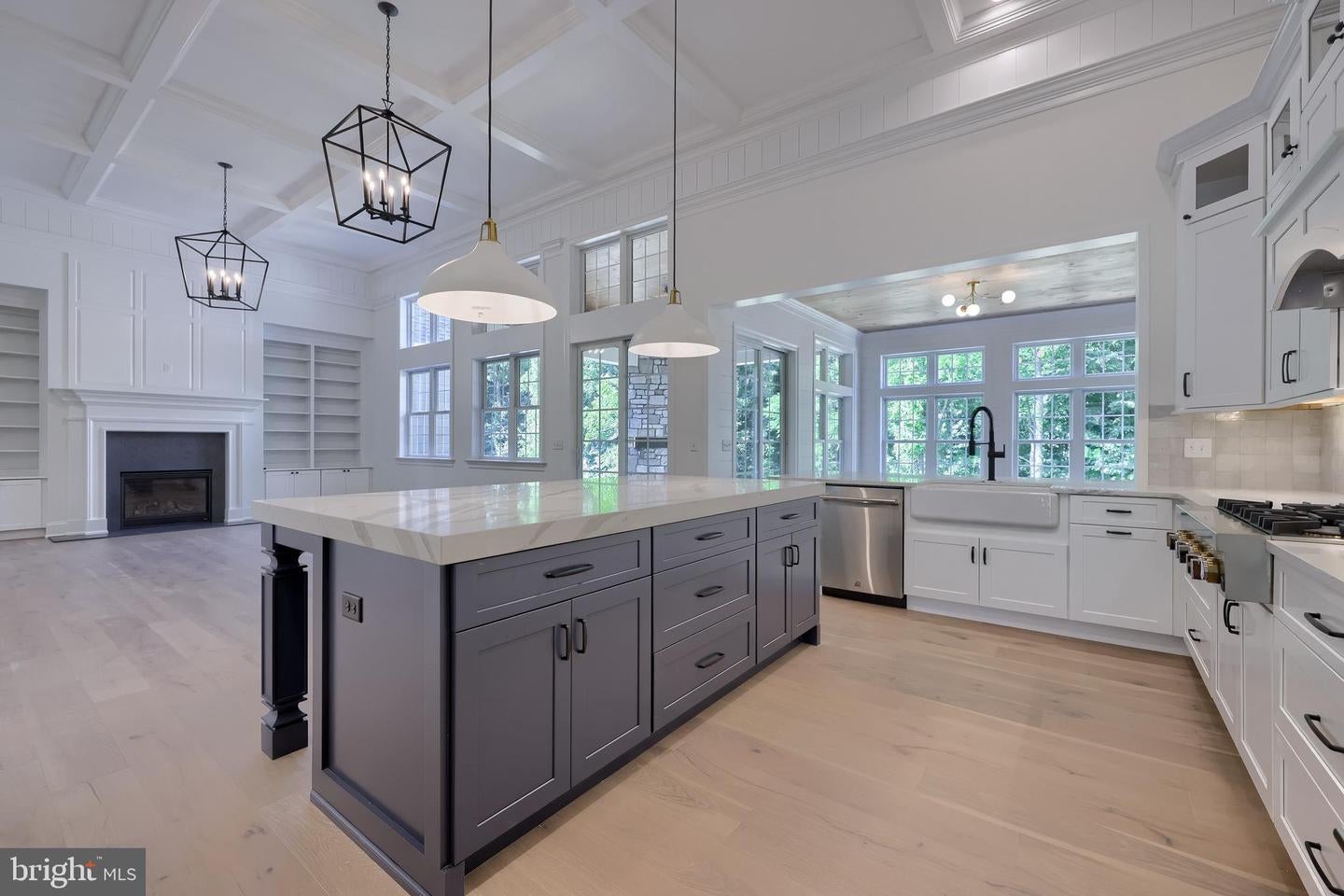 Lititz, Pennsylvania, 17543, United States, 4 Bedrooms Bedrooms, ,5 BathroomsBathrooms,Residential,Active,1913049