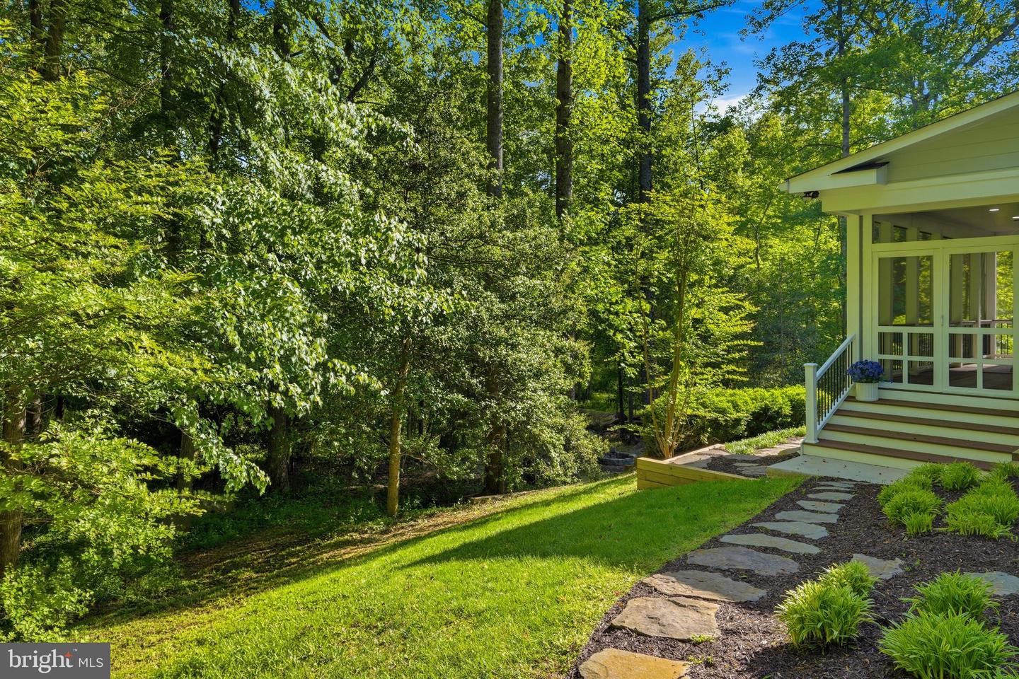 Great Falls, Virginia, 22066, United States, 5 Bedrooms Bedrooms, ,7 BathroomsBathrooms,Residential,Active,2044999