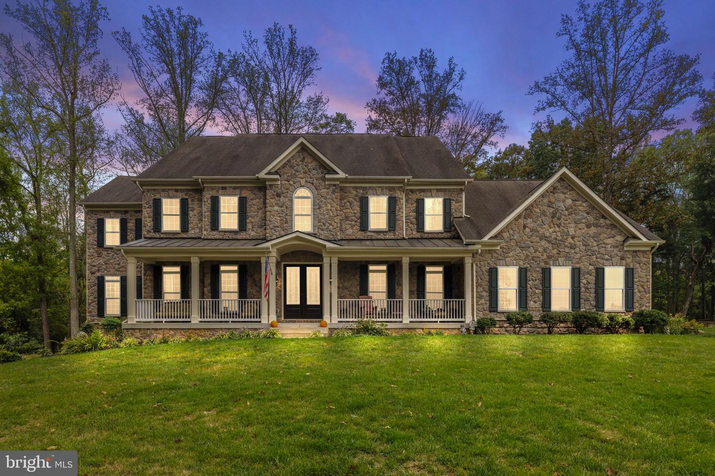 Ashburn, Virginia, 20148, United States, 5 Bedrooms Bedrooms, ,6 BathroomsBathrooms,Residential,Active,1952301