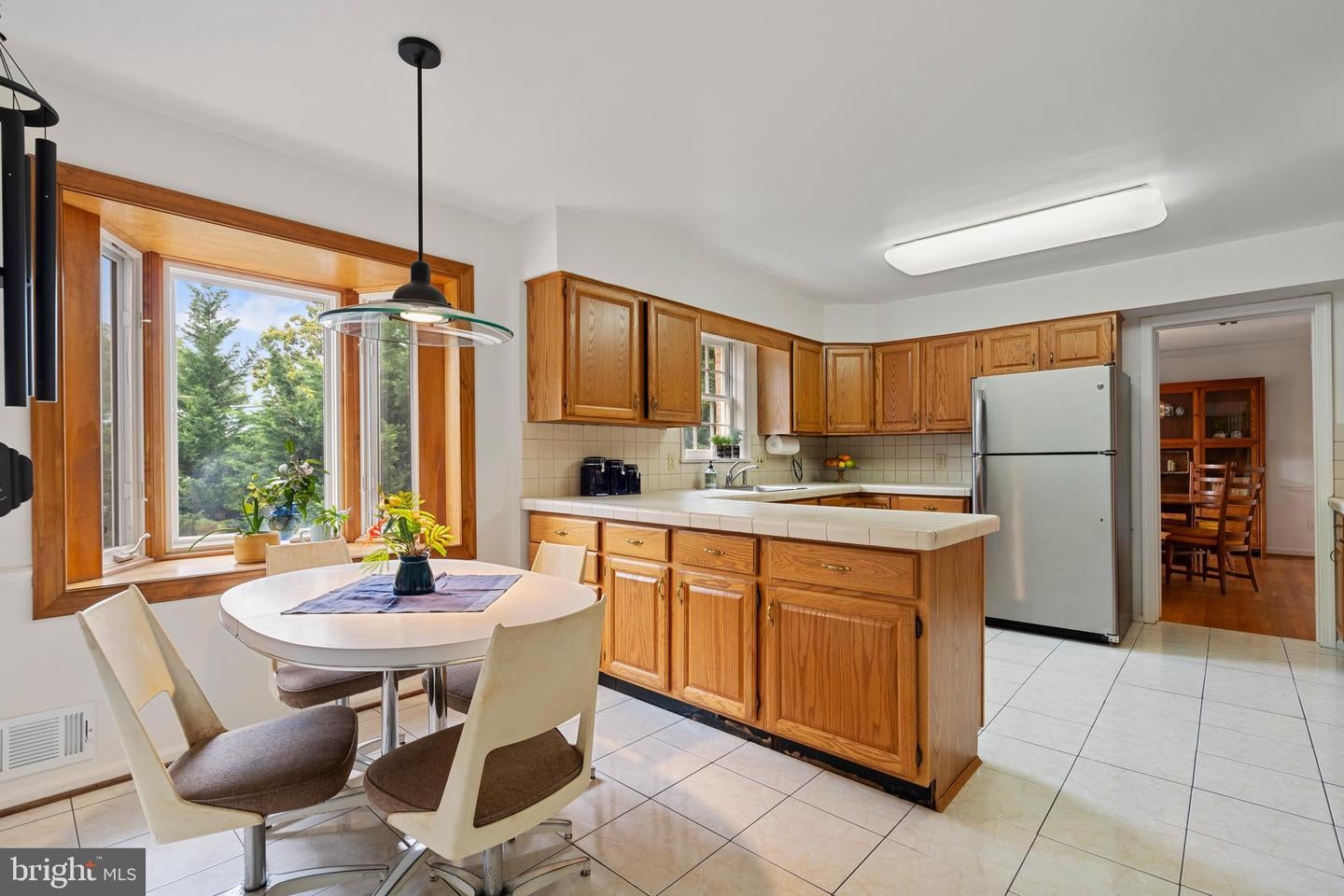 Arlington, Virginia, 22207, United States, 5 Bedrooms Bedrooms, ,4 BathroomsBathrooms,Residential,Active,1843845