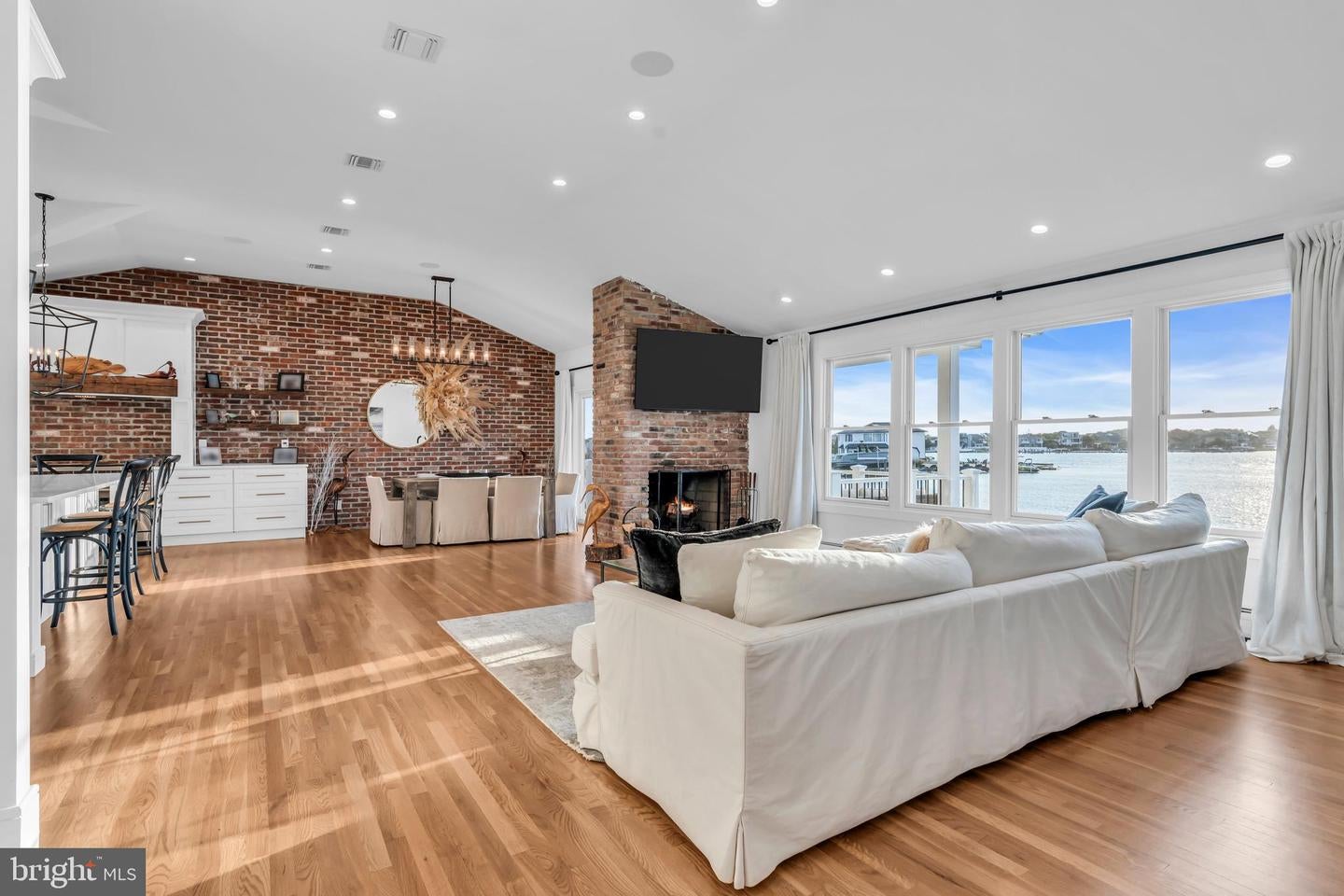 Toms River, New Jersey, 08753, United States, 5 Bedrooms Bedrooms, ,3 BathroomsBathrooms,Residential,Active,1952597