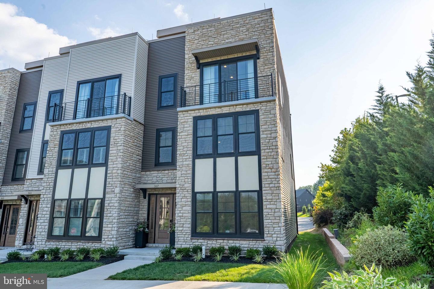 Newtown Square, Pennsylvania, 19073, United States, 3 Bedrooms Bedrooms, ,4 BathroomsBathrooms,Residential,Active,1913954 Newtown Square, Pennsylvania, 19073, United States, 3 Bedrooms Bedrooms, ,4 BathroomsBathrooms,Residential,Active,1913954