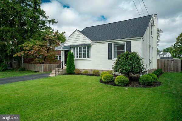 152 W HILLCREST AVE, HAVERTOWN, PA 19083 - Image 1