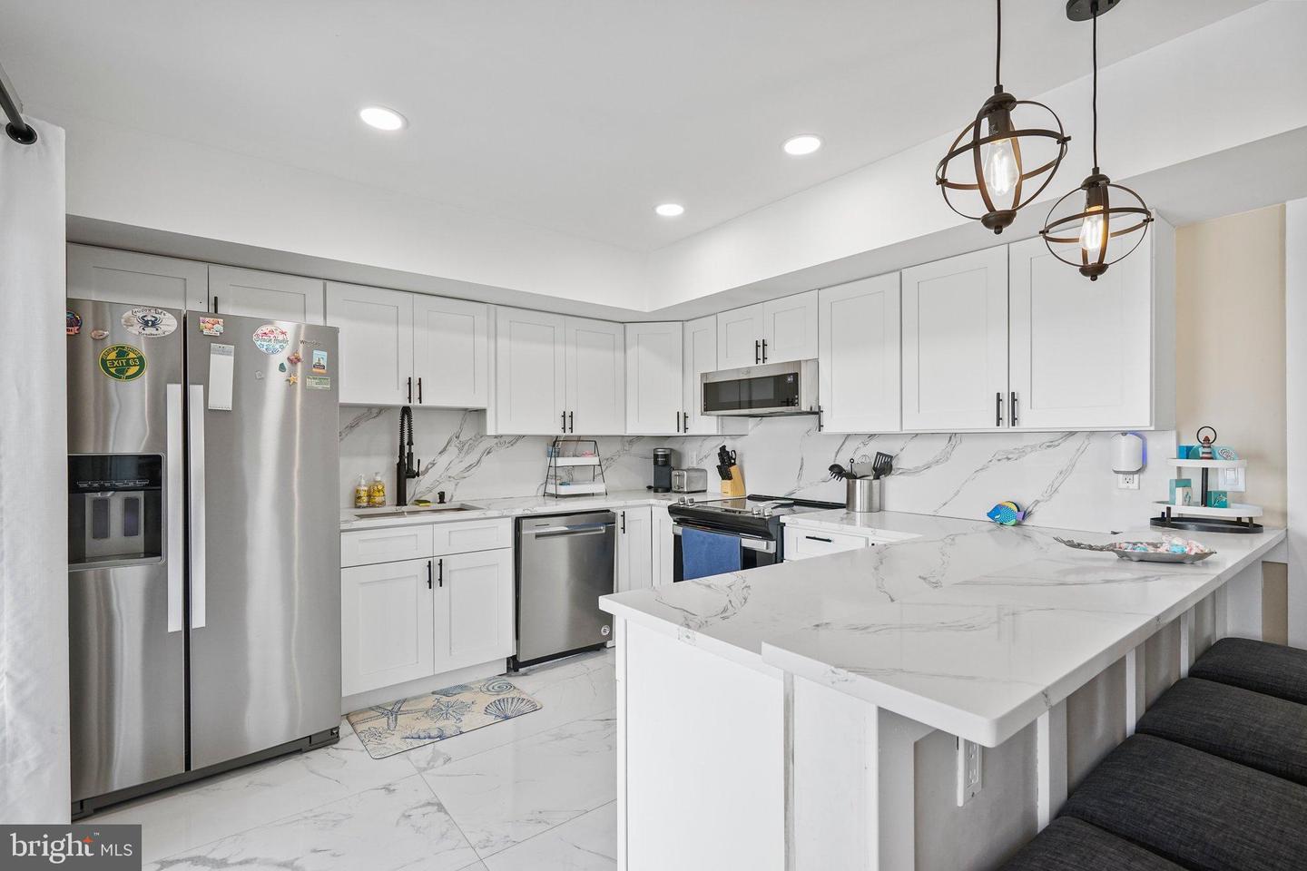 Manahawkin, New Jersey, 08050, United States, 4 Bedrooms Bedrooms, ,3 BathroomsBathrooms,Residential,Active,1885030