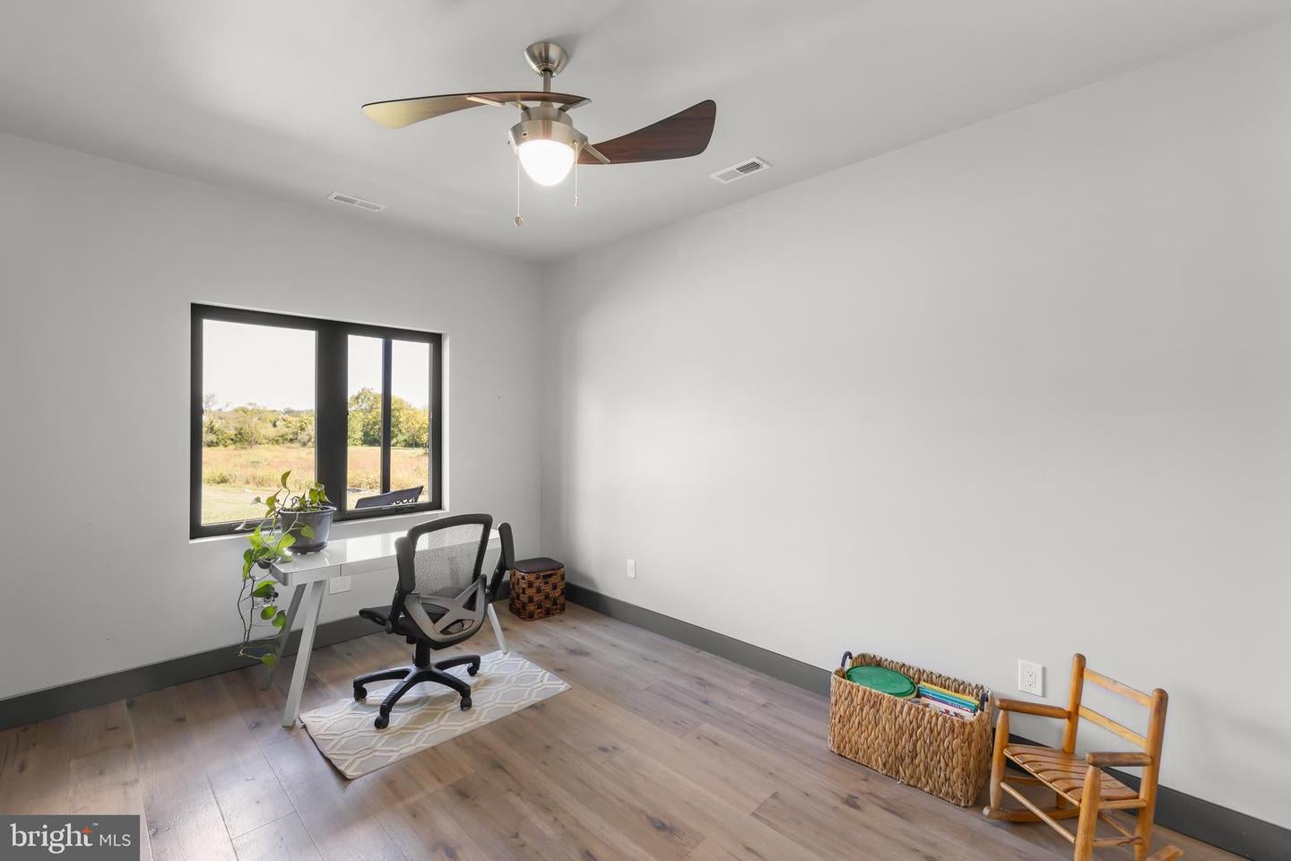 Berryville, Virginia, 22611, United States, 4 Bedrooms Bedrooms, ,4 BathroomsBathrooms,Residential,Active,1945547