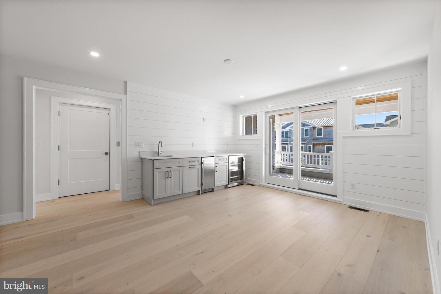 Long Beach Township, New Jersey, 08008, United States, 6 Bedrooms Bedrooms, ,6 BathroomsBathrooms,Residential,Active,1927658