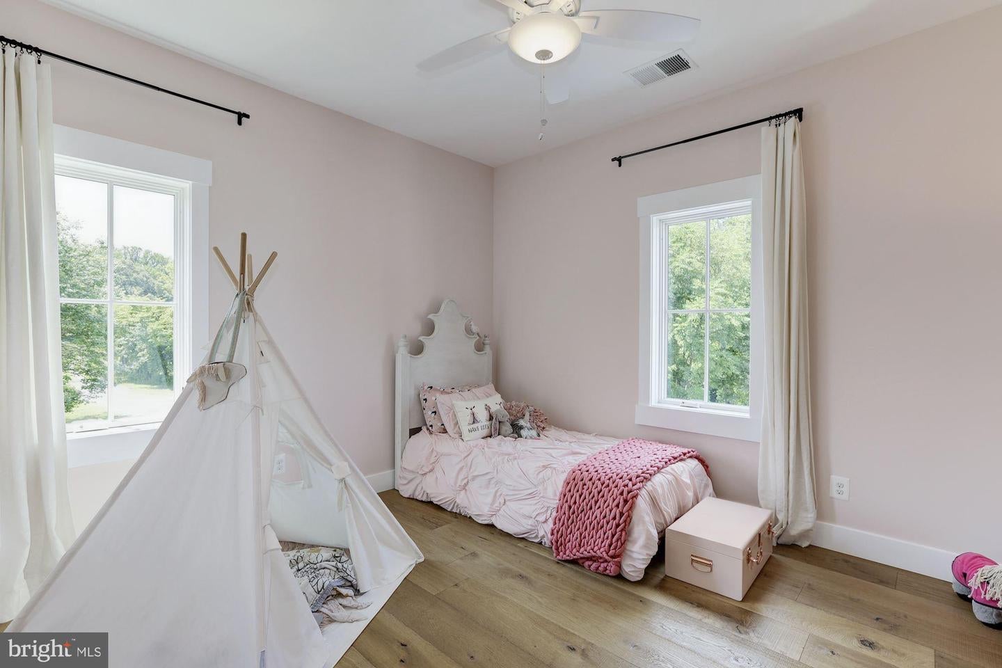 Friendship, Maryland, 20758, United States, 4 Bedrooms Bedrooms, ,4 BathroomsBathrooms,Residential,Active,2007198