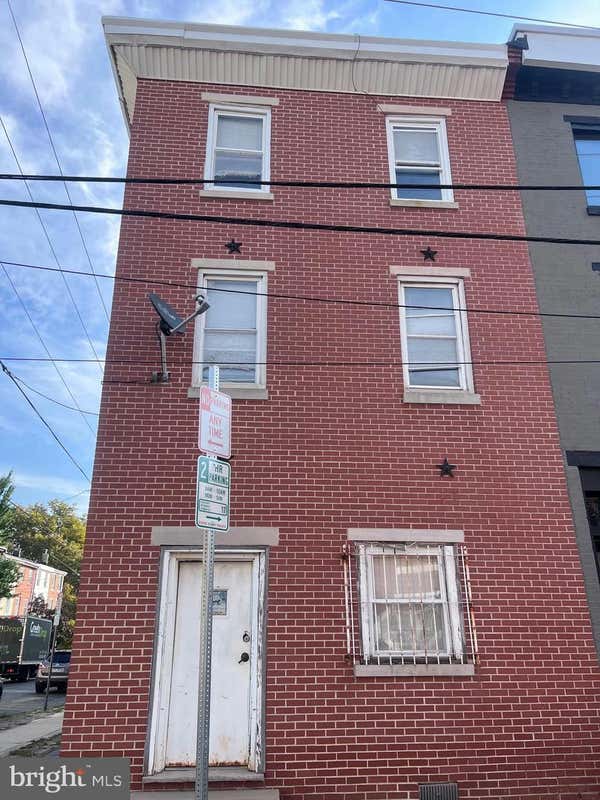 861 PERKIOMEN ST, PHILADELPHIA, PA 19130, photo 1 of 89