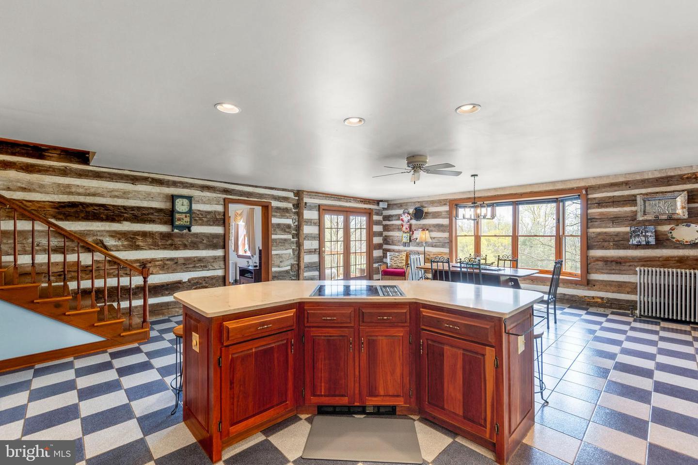 Winchester, Virginia, 22602, United States, 4 Bedrooms Bedrooms, ,4 BathroomsBathrooms,Residential,Active,2041509