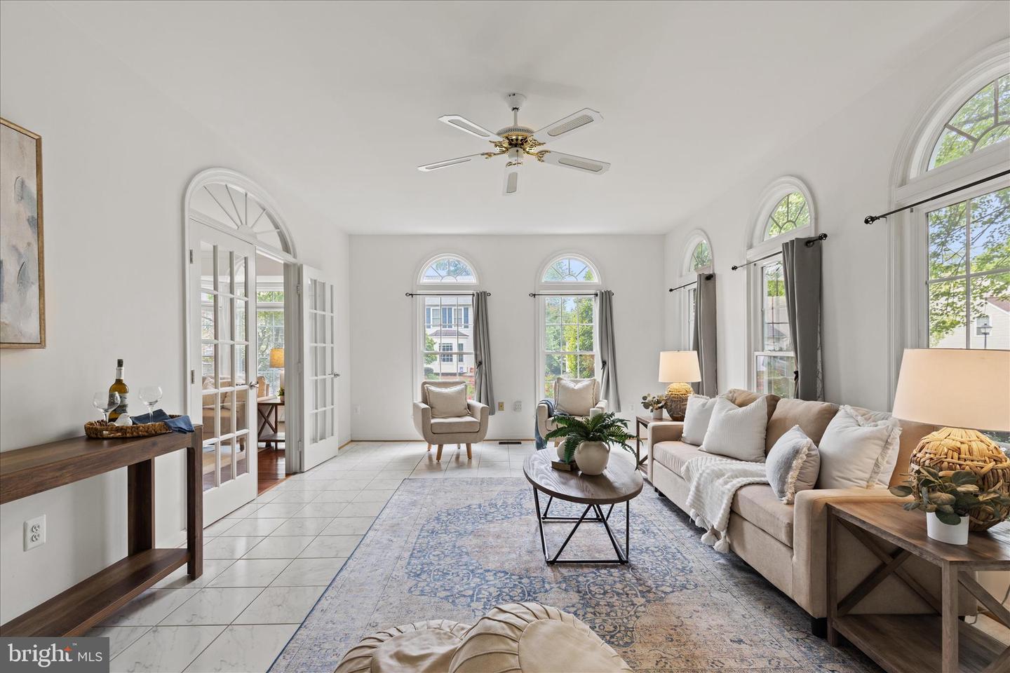 Centreville, Virginia, 20121, United States, 4 Bedrooms Bedrooms, ,3 BathroomsBathrooms,Residential,Contingent,2045785