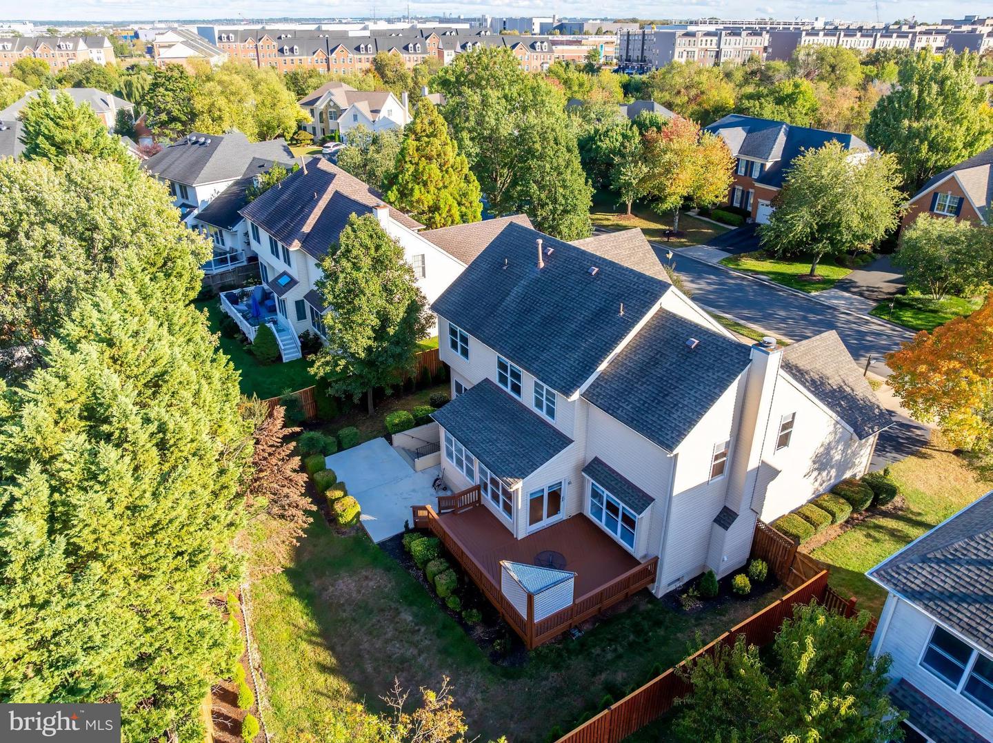 Ashburn, Virginia, 20147, United States, 5 Bedrooms Bedrooms, ,4 BathroomsBathrooms,Residential,Active,1961920