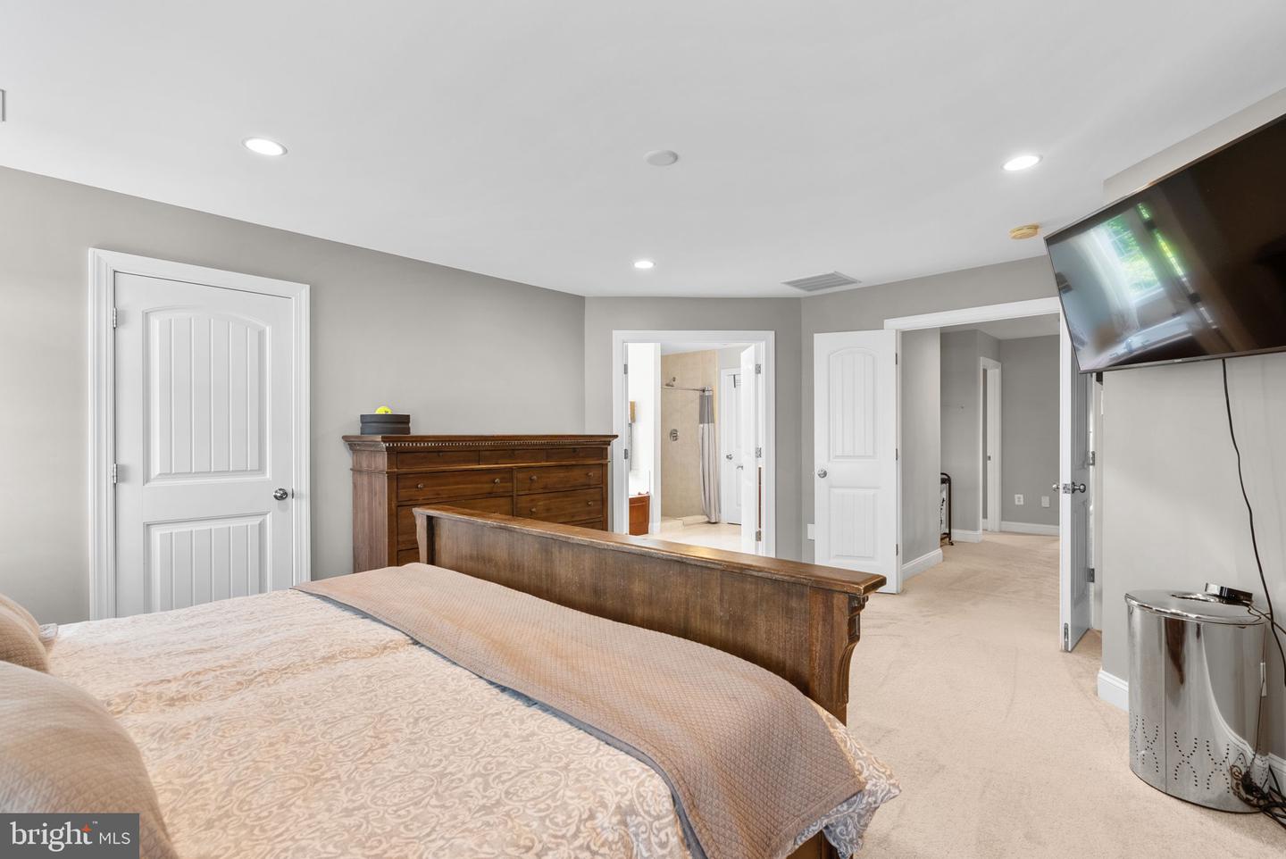 Westminster, Maryland, 21157, United States, 5 Bedrooms Bedrooms, ,5 BathroomsBathrooms,Residential,Active,1904164