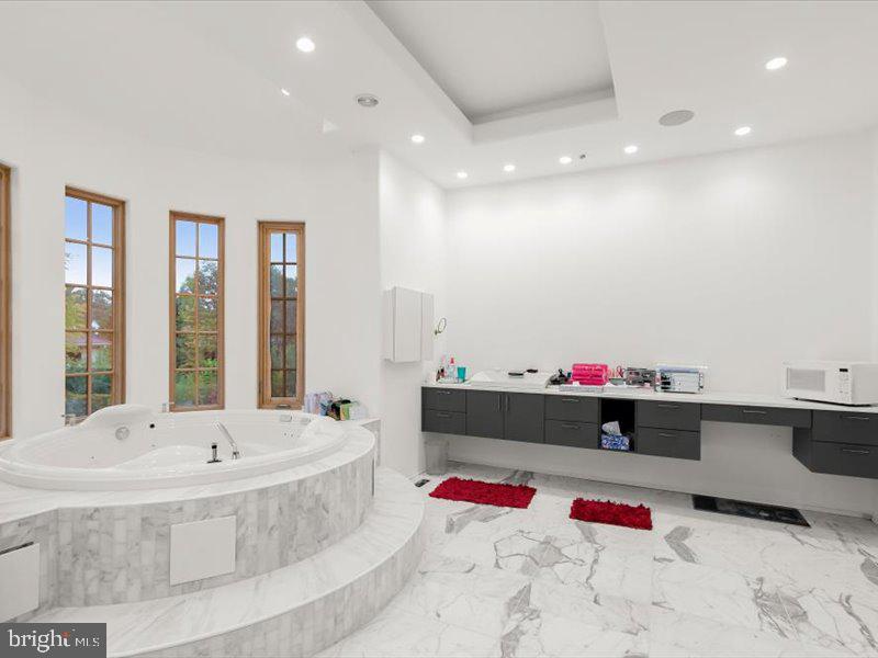 Potomac, Maryland, 20854, United States, 6 Bedrooms Bedrooms, ,7 BathroomsBathrooms,Residential,Active,1927645