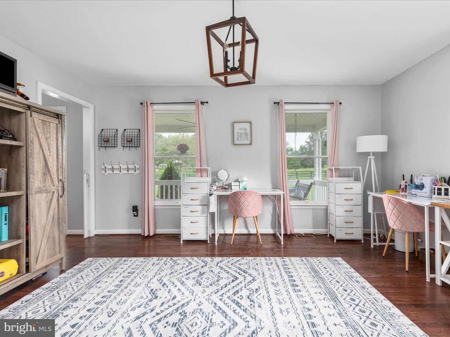 Amissville, Virginia, 20106, United States, 4 Bedrooms Bedrooms, ,4 BathroomsBathrooms,Residential,Active,1929462