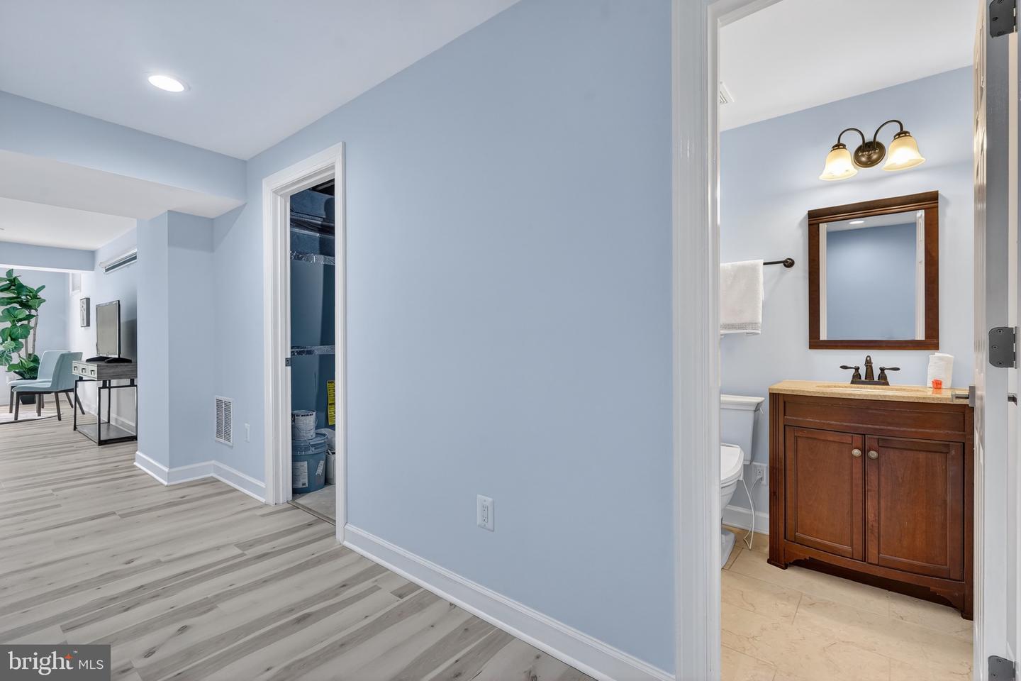 North Potomac, Maryland, 20878, United States, 4 Bedrooms Bedrooms, ,4 BathroomsBathrooms,Residential,Active,2044133