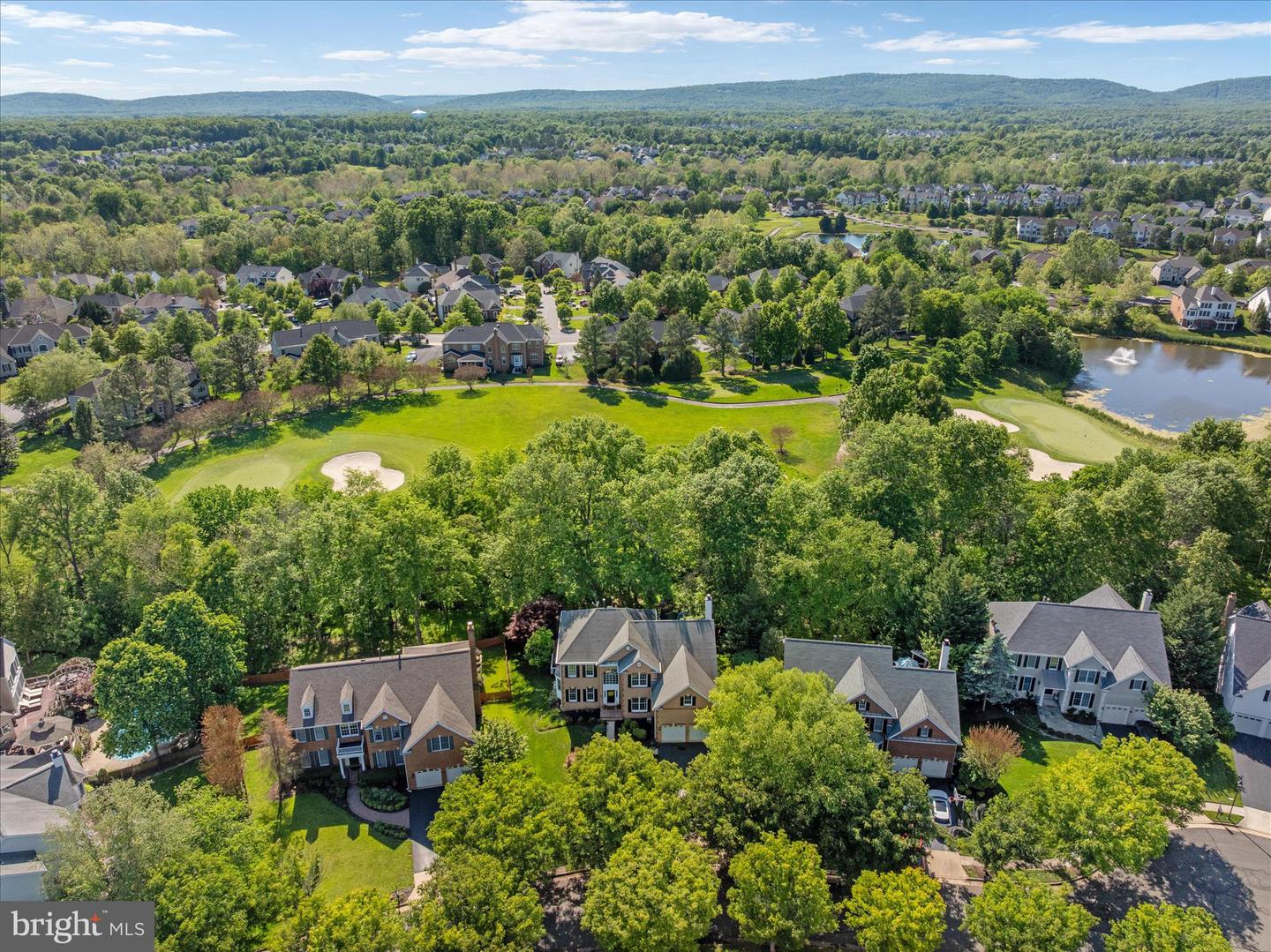 Haymarket, Virginia, 20169, United States, 5 Bedrooms Bedrooms, ,5 BathroomsBathrooms,Residential,Pending,2045778