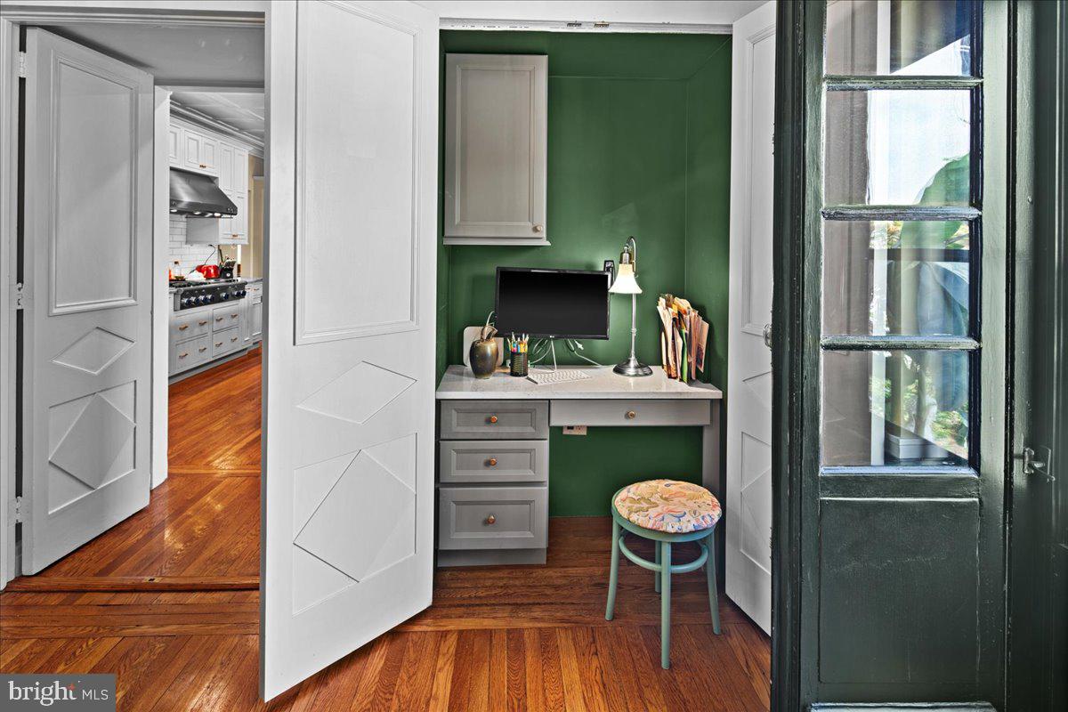 Princeton, New Jersey, 08540, United States, 6 Bedrooms Bedrooms, ,7 BathroomsBathrooms,Residential,Active,2011847