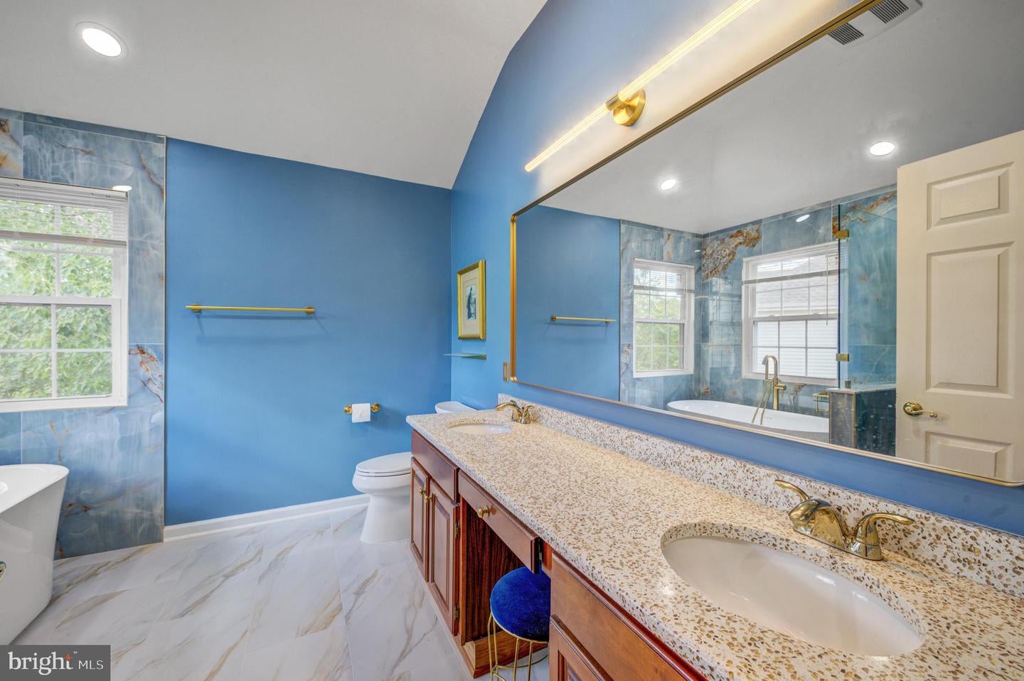 Plainsboro, New Jersey, 08536, United States, 5 Bedrooms Bedrooms, ,4 BathroomsBathrooms,Residential,Active,1936613