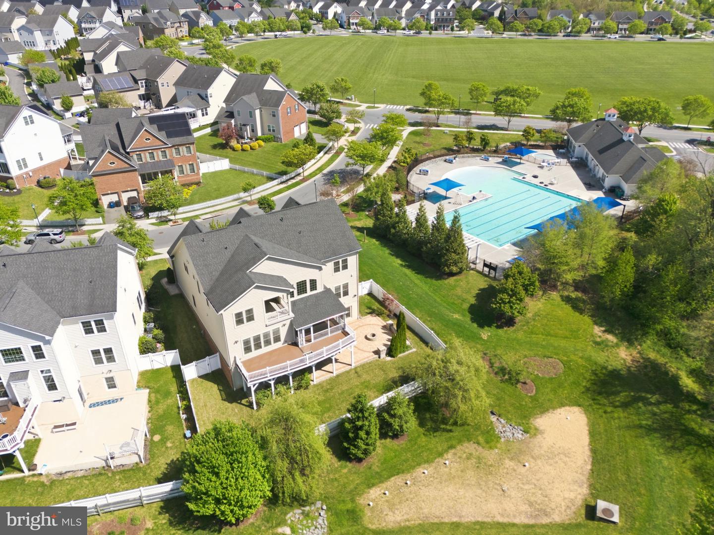 Clarksburg, Maryland, 20871, United States, 5 Bedrooms Bedrooms, ,5 BathroomsBathrooms,Residential,Contingent,2045769