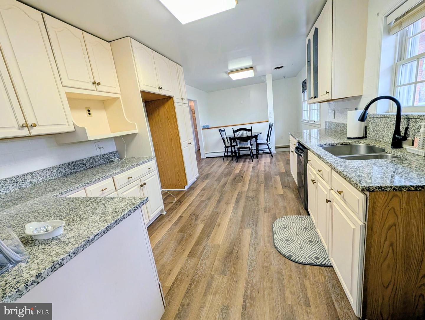 Annapolis, Maryland, 21401, United States, 4 Bedrooms Bedrooms, ,2 BathroomsBathrooms,Residential,Active,2011438