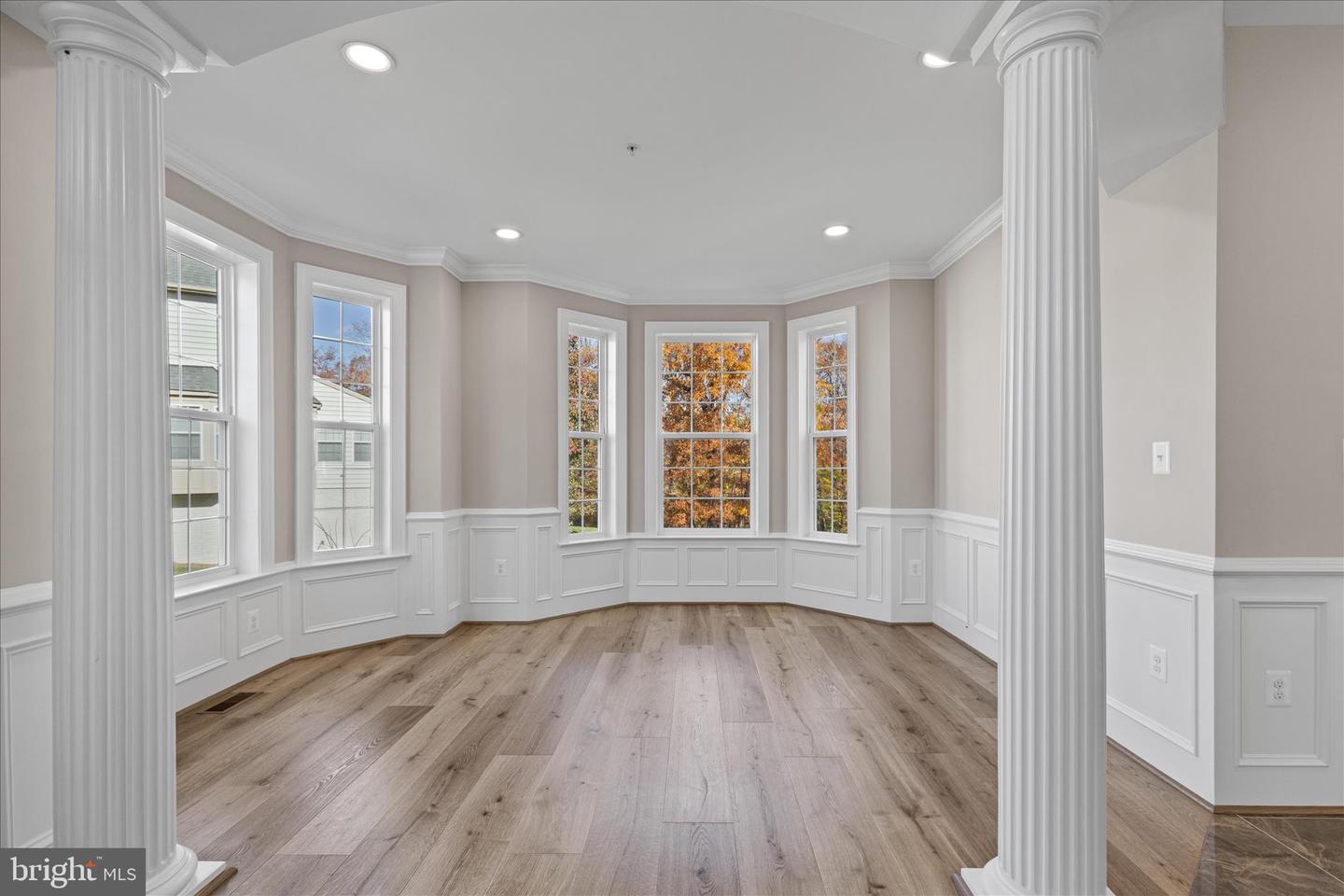 Fort Washington, Maryland, 20744, United States, 5 Bedrooms Bedrooms, ,4 BathroomsBathrooms,Residential,Active,1987253