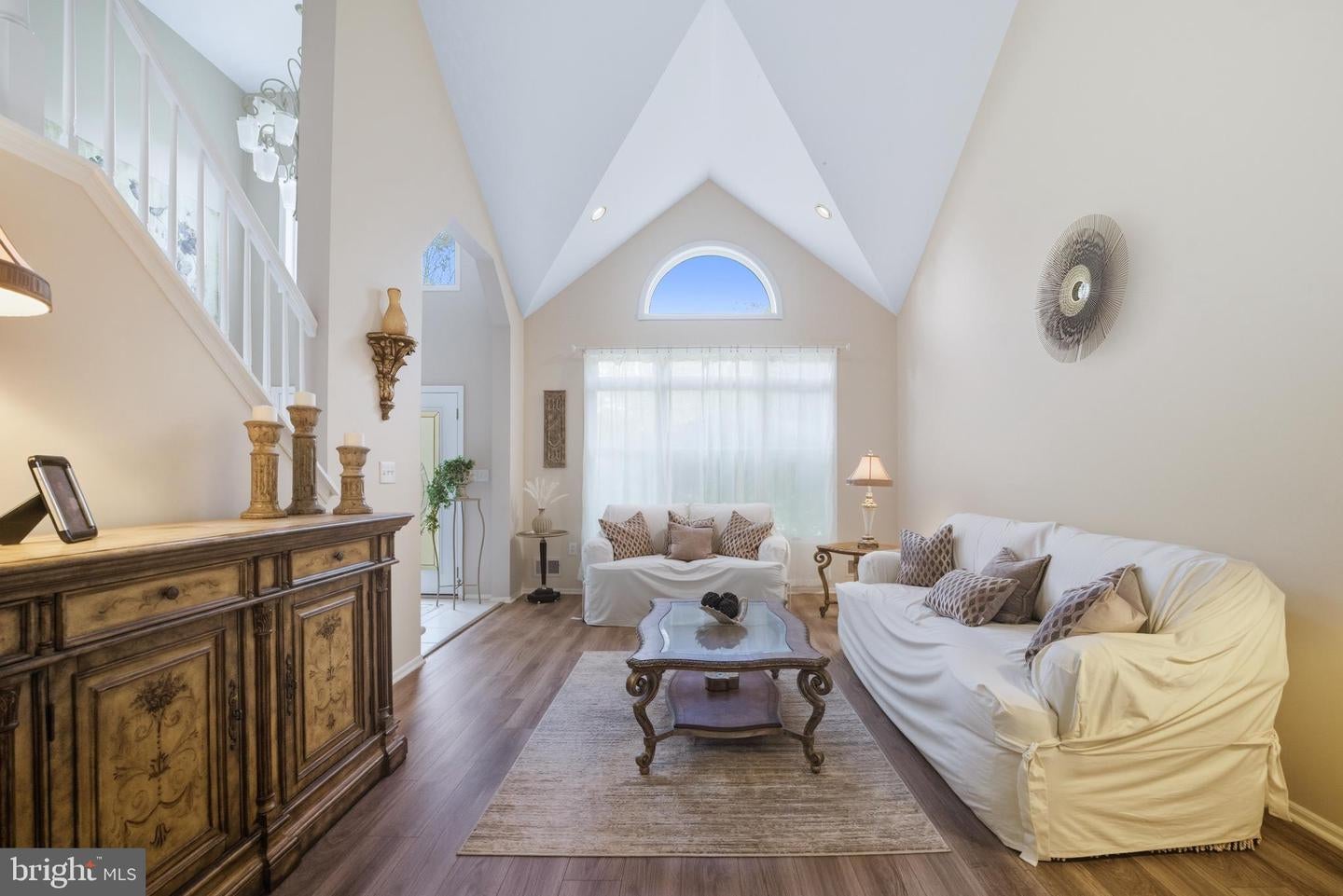 Monroe Township, New Jersey, 08831, United States, 4 Bedrooms Bedrooms, ,3 BathroomsBathrooms,Residential,Active,1962243