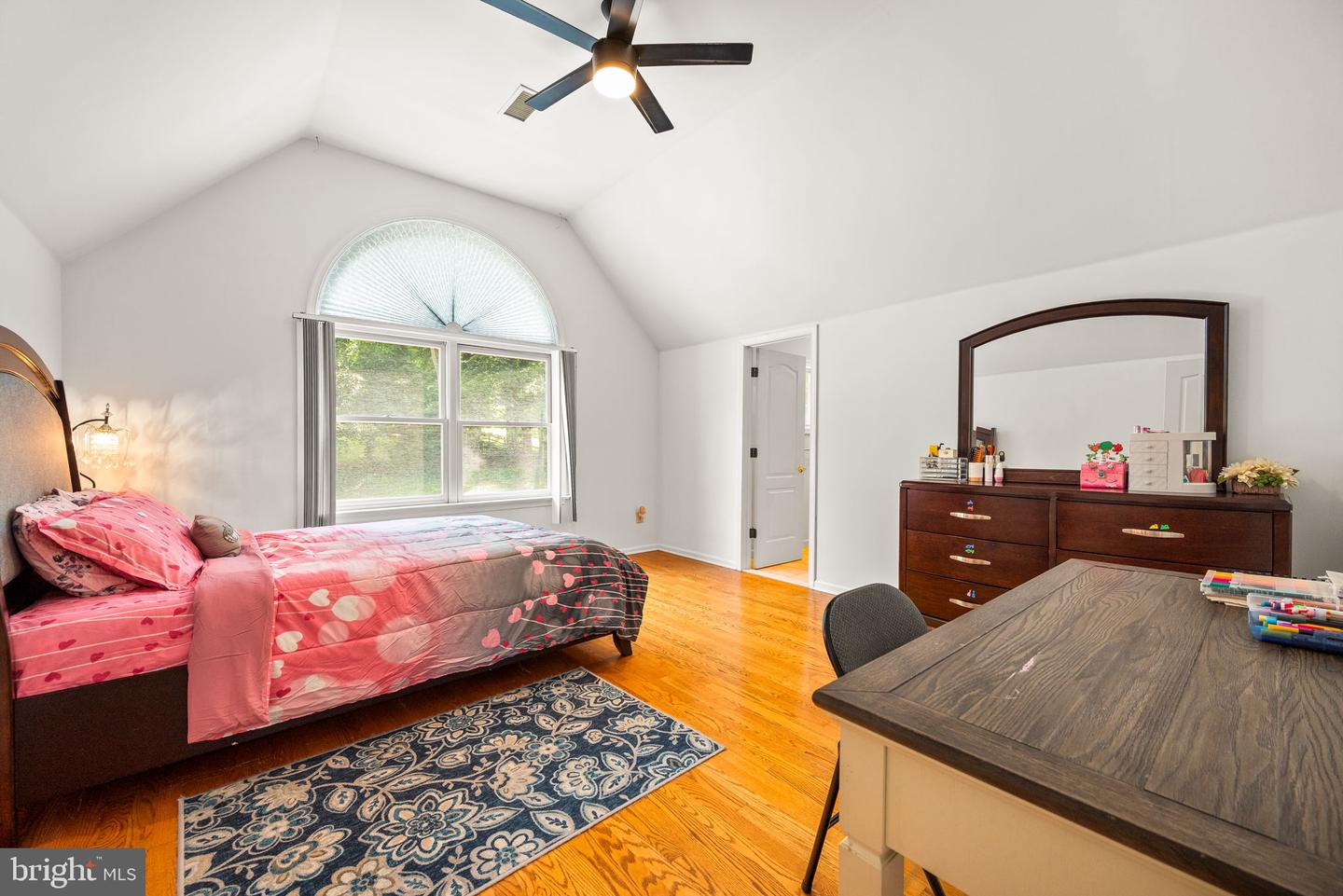 Wallingford, Pennsylvania, 19086, United States, 5 Bedrooms Bedrooms, ,6 BathroomsBathrooms,Residential,Active,1869134