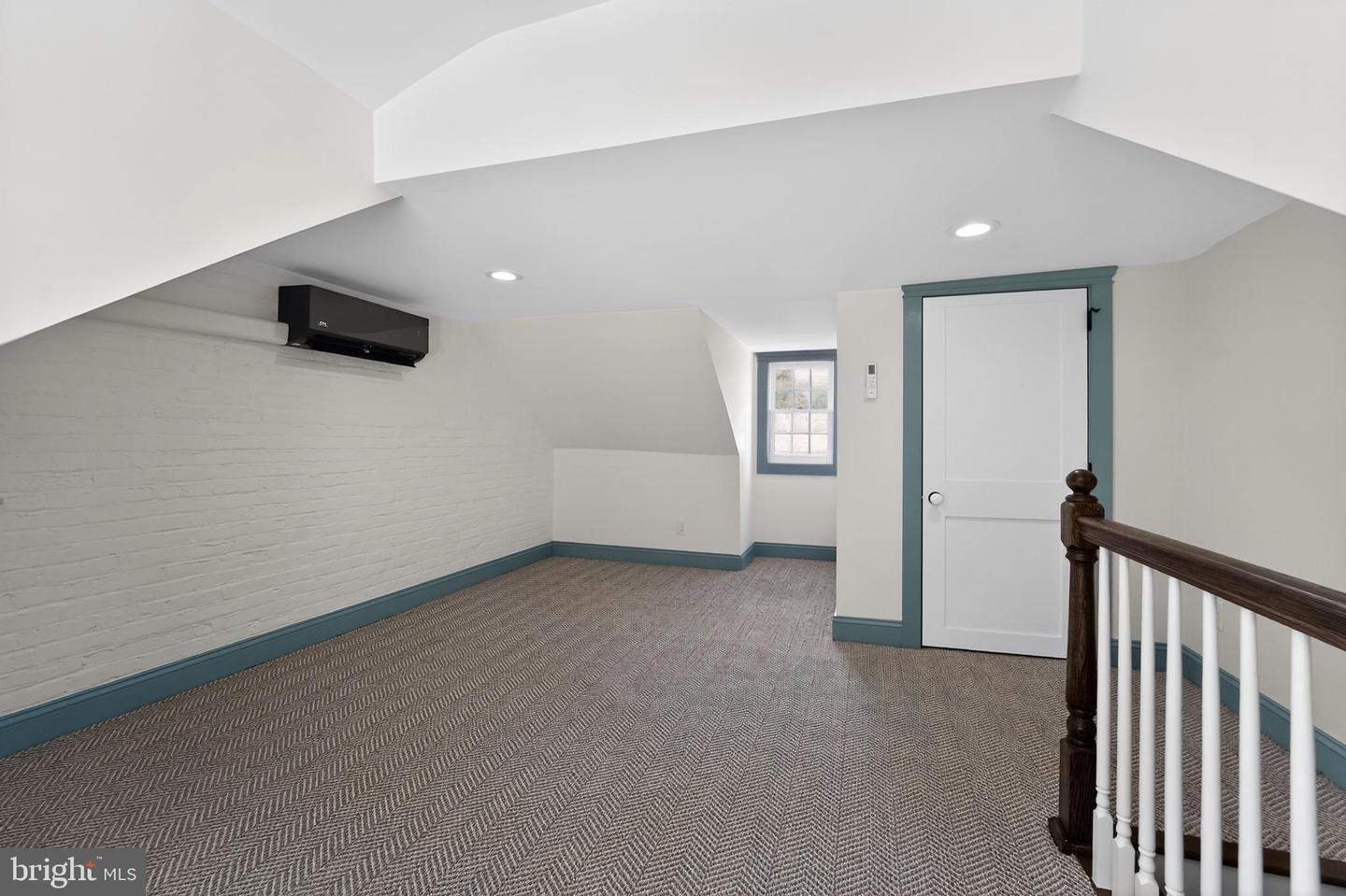 Annapolis, Maryland, 21401, United States, 4 Bedrooms Bedrooms, ,4 BathroomsBathrooms,Residential,Active,2051980