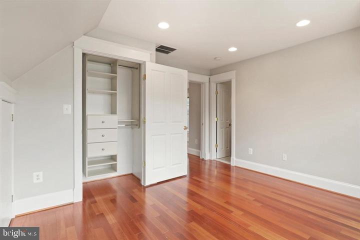 Mclean, Virginia, 22101, United States, 3 Bedrooms Bedrooms, ,3 BathroomsBathrooms,Residential,Active,1922333