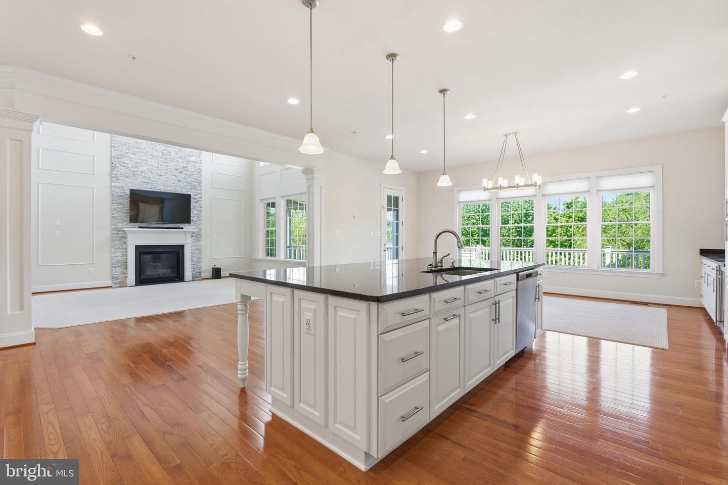 Clarksburg, Maryland, 20871, United States, 5 Bedrooms Bedrooms, ,5 BathroomsBathrooms,Residential,Contingent,2045769