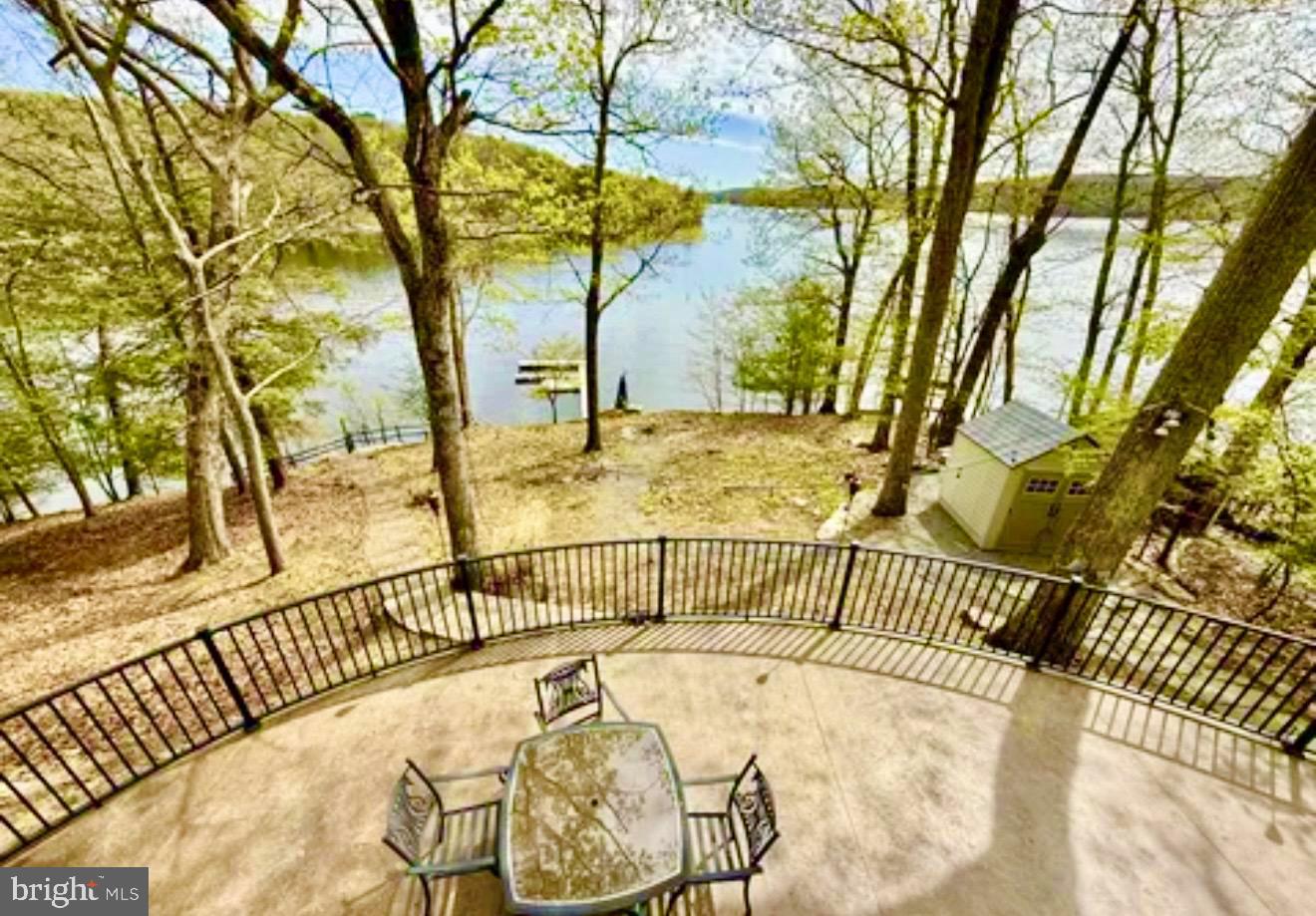 Lakeville, Pennsylvania, 18438, United States, 4 Bedrooms Bedrooms, ,2 BathroomsBathrooms,Residential,Active,2007650