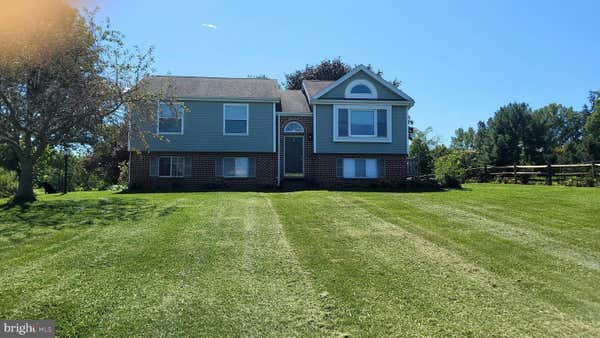 142 E OLD YORK RD, CARLISLE, PA 17015 - Image 1