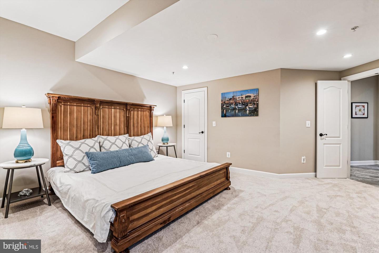 Leesburg, Virginia, 20175, United States, 5 Bedrooms Bedrooms, ,6 BathroomsBathrooms,Residential,Active,1987213