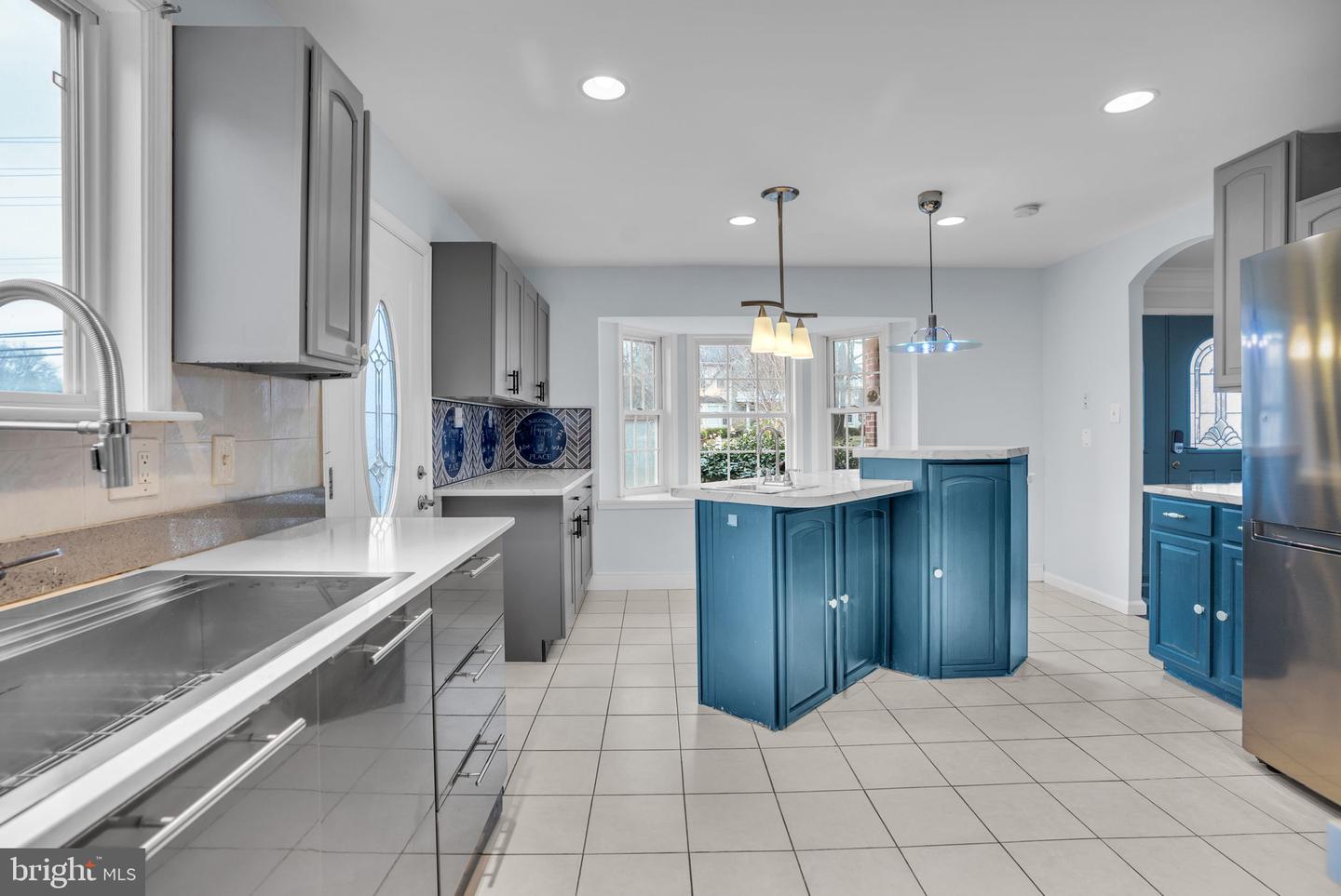 Annandale, Virginia, 22003, United States, 6 Bedrooms Bedrooms, ,6 BathroomsBathrooms,Residential,Active,2024199
