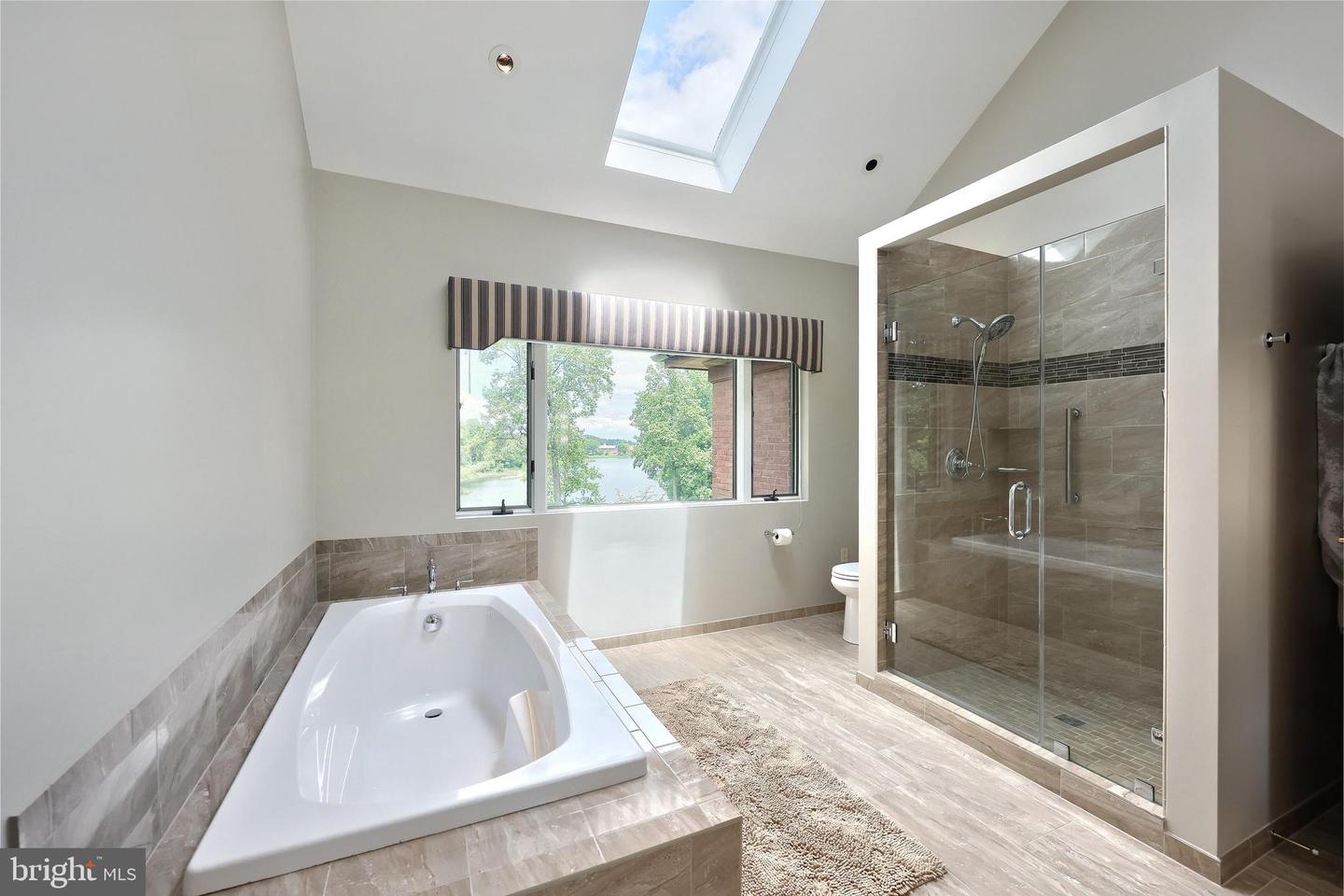 Spring Grove, Pennsylvania, 17362, United States, 6 Bedrooms Bedrooms, ,6 BathroomsBathrooms,Residential,Active,1825088