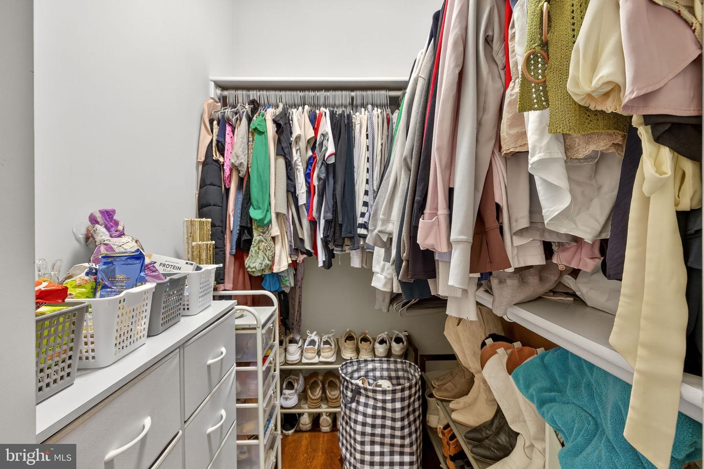 Ashburn, Virginia, 20148, United States, 5 Bedrooms Bedrooms, ,6 BathroomsBathrooms,Residential,Active,1952301