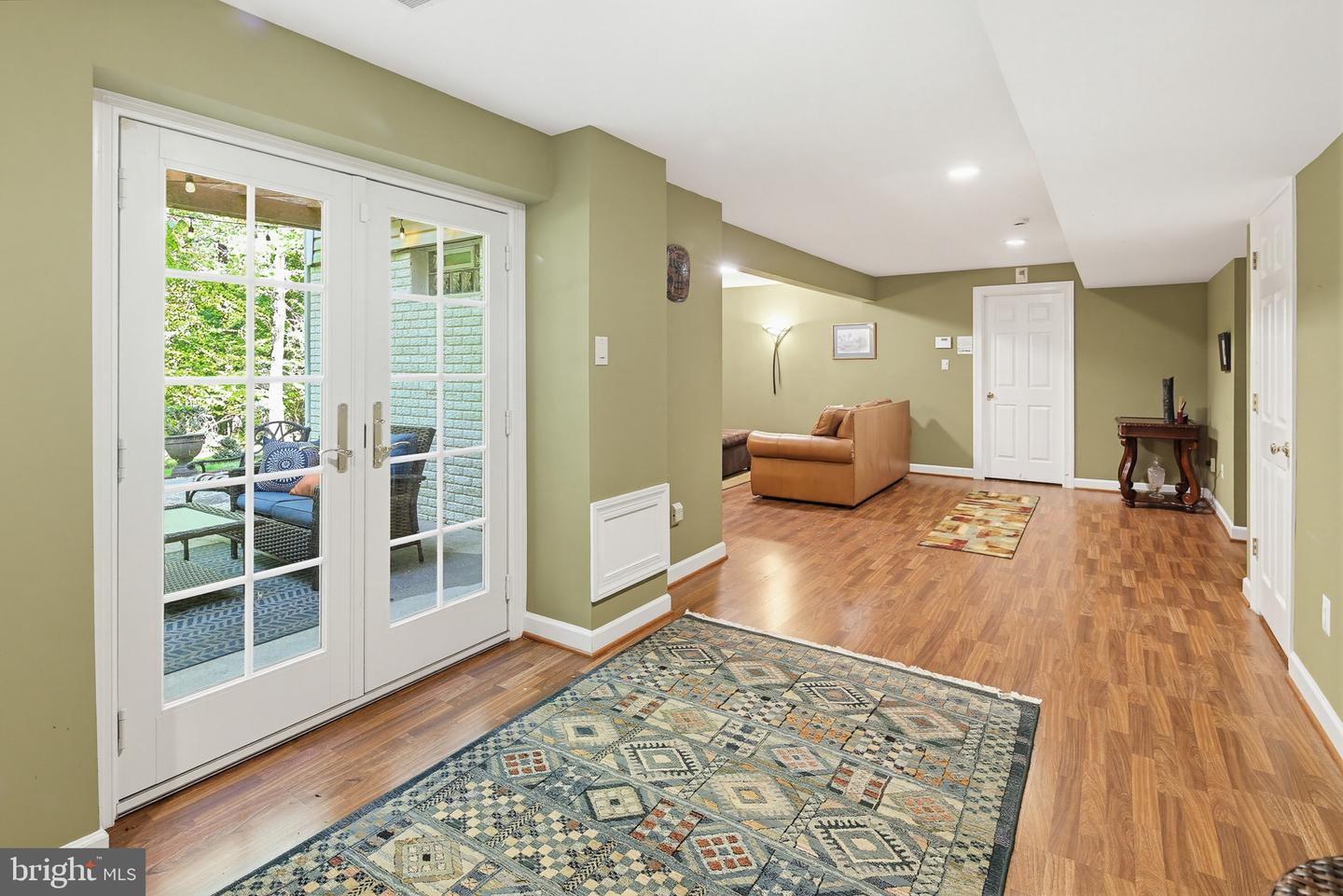 Laurel, Maryland, 20723, United States, 4 Bedrooms Bedrooms, ,5 BathroomsBathrooms,Residential,Active,2041355