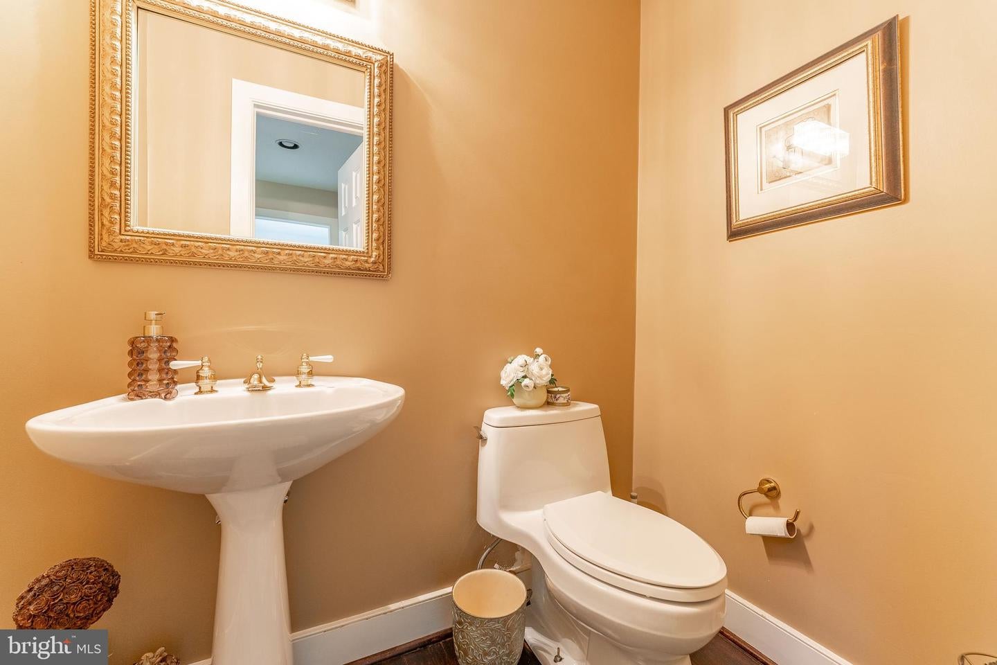 Devon, Pennsylvania, 19333, United States, 5 Bedrooms Bedrooms, ,5 BathroomsBathrooms,Residential,Active,1905102